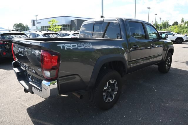 Used 2019 Toyota Tacoma TRD Off-Road AWD/4WD image 14