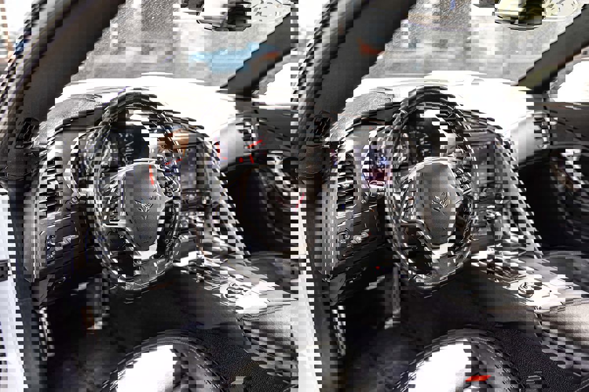 Used 2019 Chevrolet Corvette Stingray Coupe w/ 2LT Preferred Equipment Group image 18