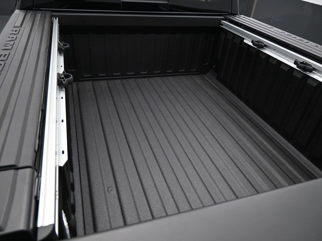 New 2025 RAM 1500 Limited image 26