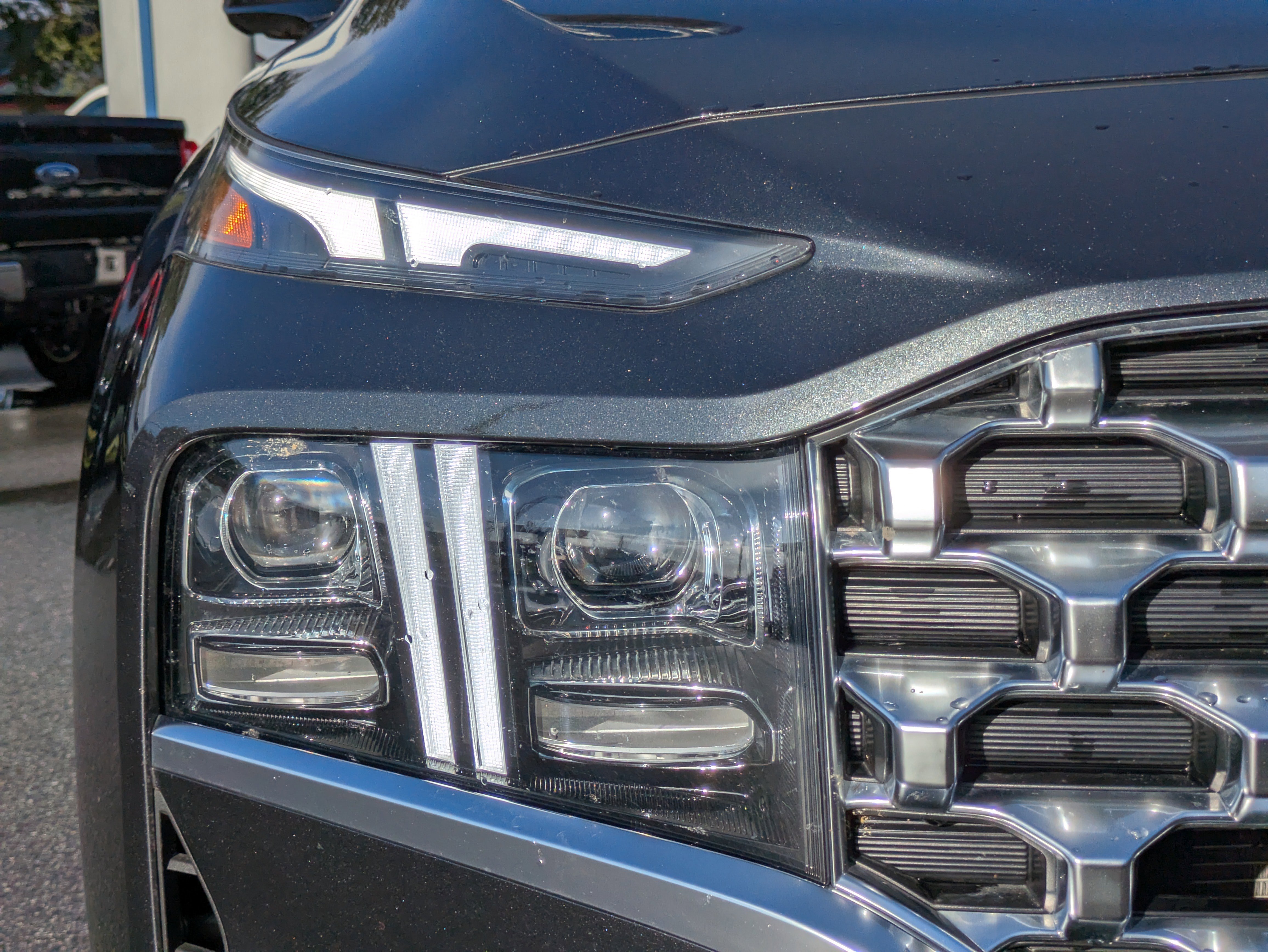 Used 2023 Hyundai Santa Fe Limited image 9