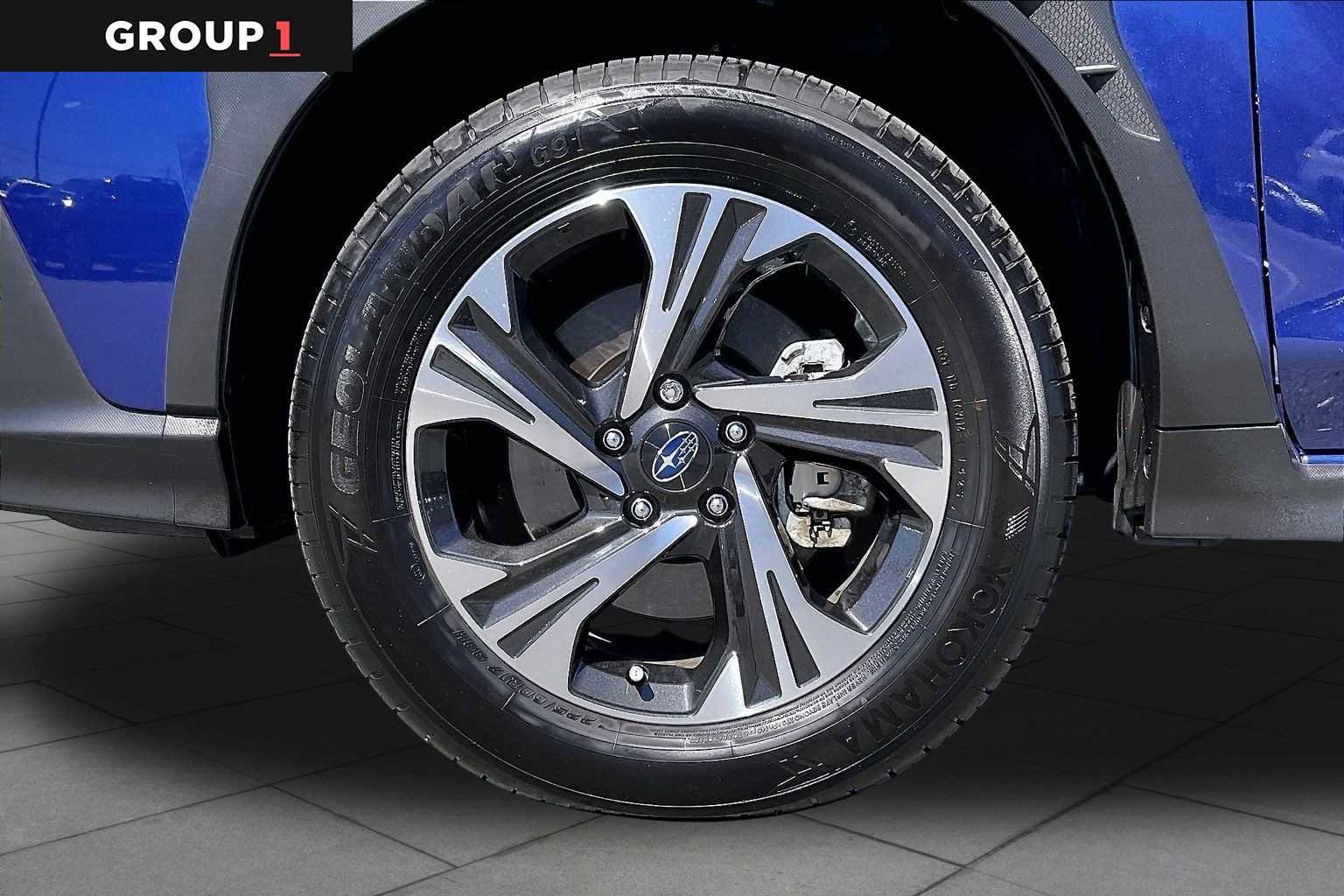 Used 2025 Subaru Crosstrek 2.0i Premium image 11