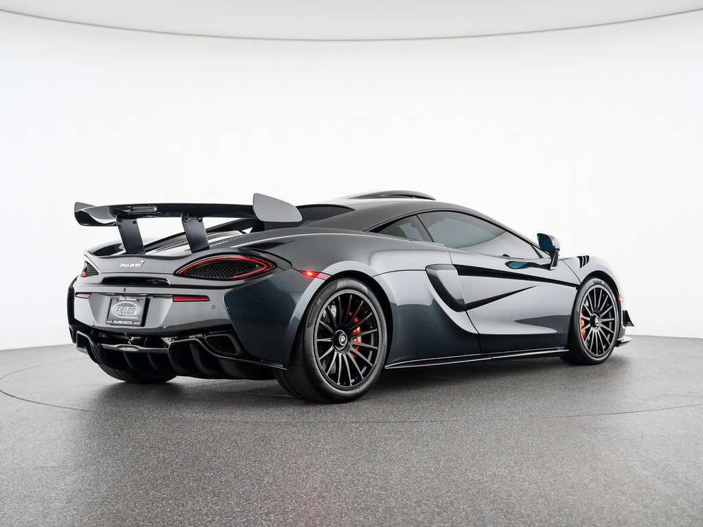 Used 2020 McLaren 620R RWD image 2