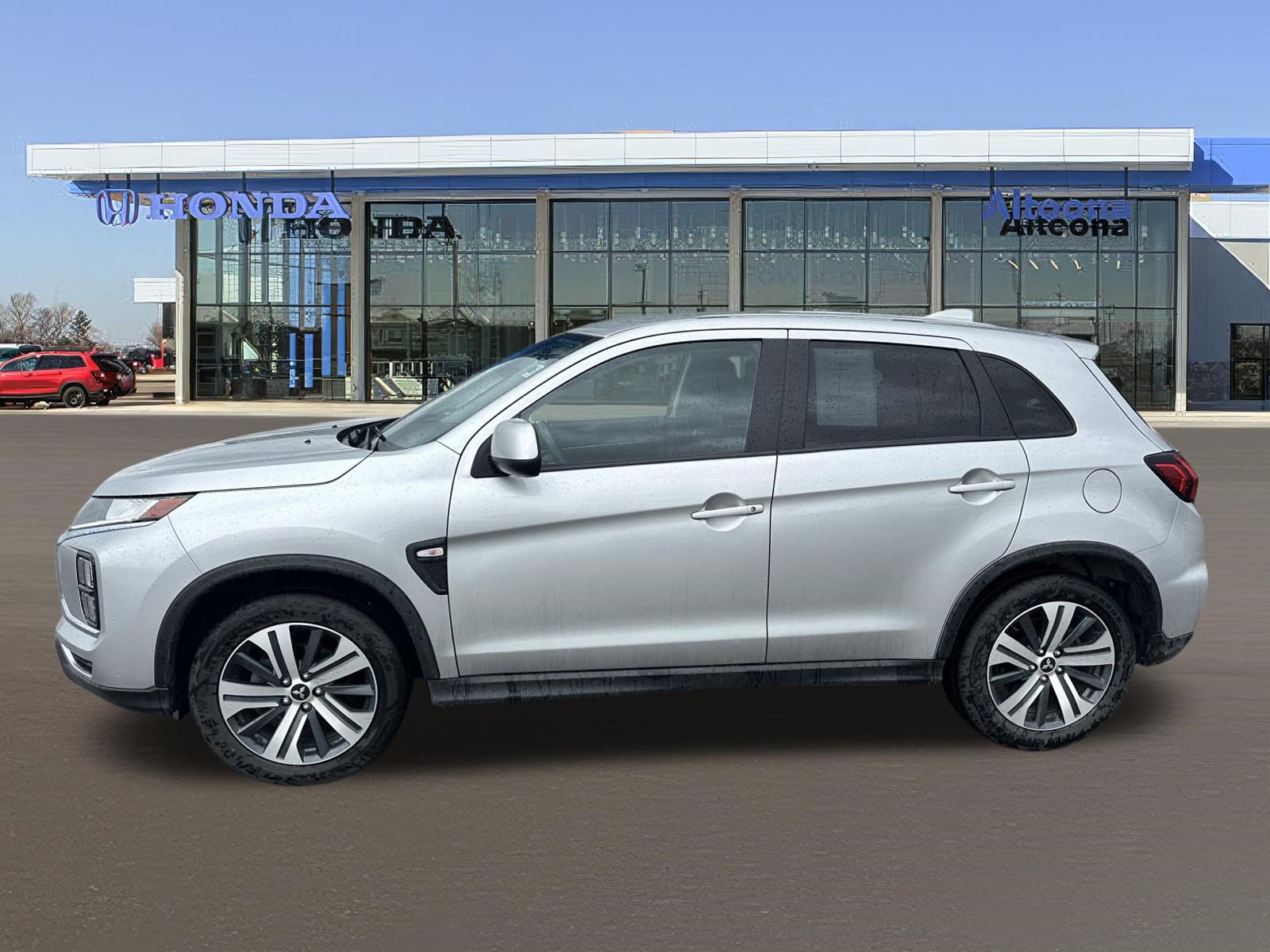 Used 2024 Mitsubishi Outlander Sport ES AWD/4WD image 2