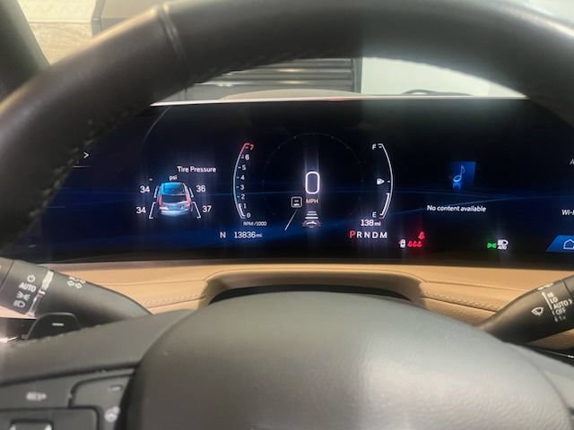Certified 2025 Cadillac XT4 Premium Luxury w/ Technology Package FWD image 6
