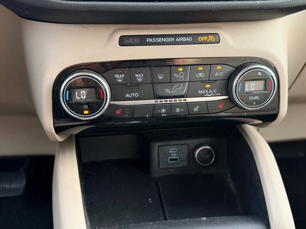 Certified 2021 Ford Escape SEL image 18