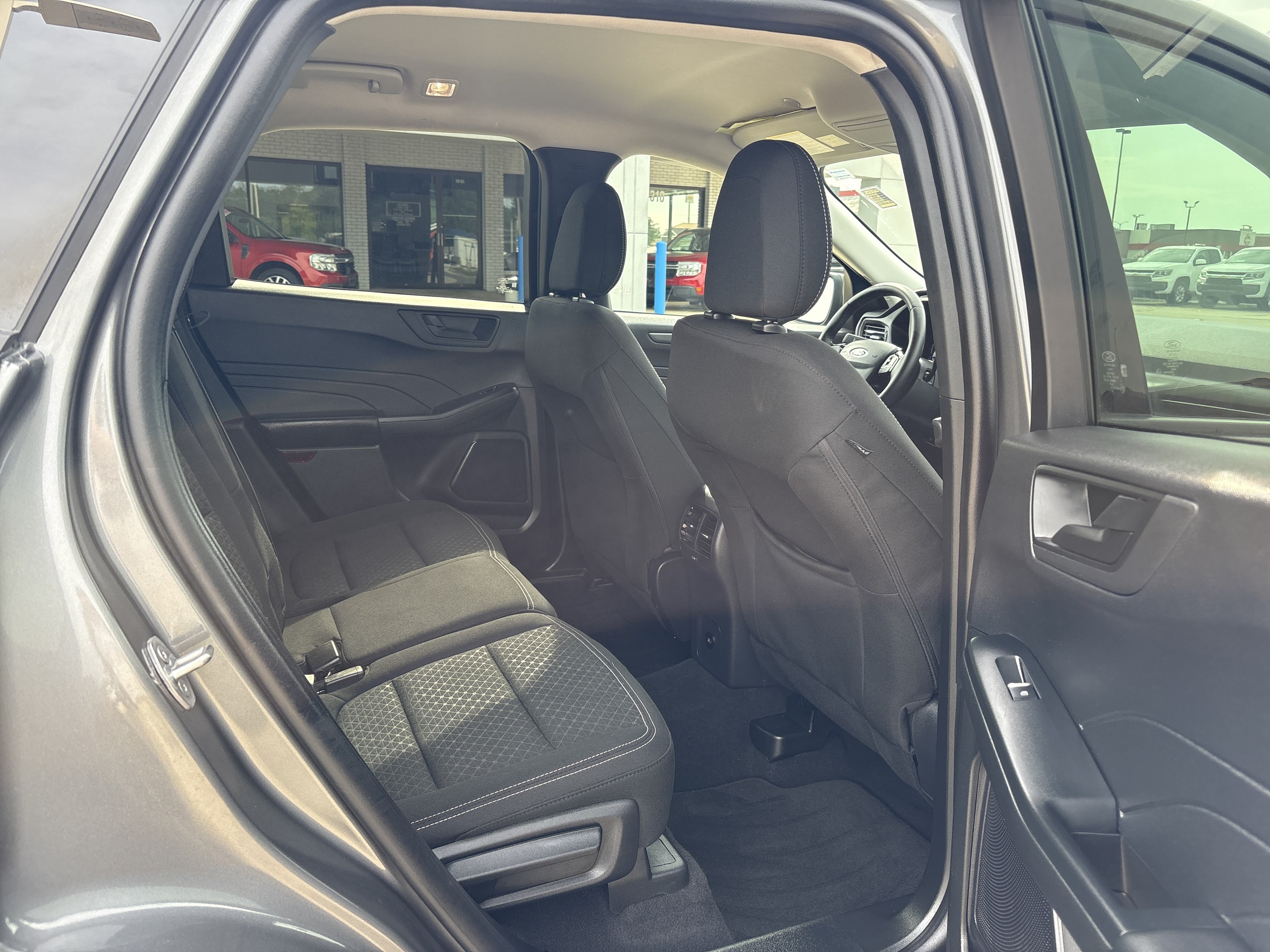 Used 2026 Ford Escape Active w/ Tech Pack #1 AWD/4WD image 7