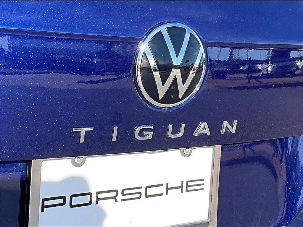 Used 2024 Volkswagen Tiguan Wolfsburg Edition image 22