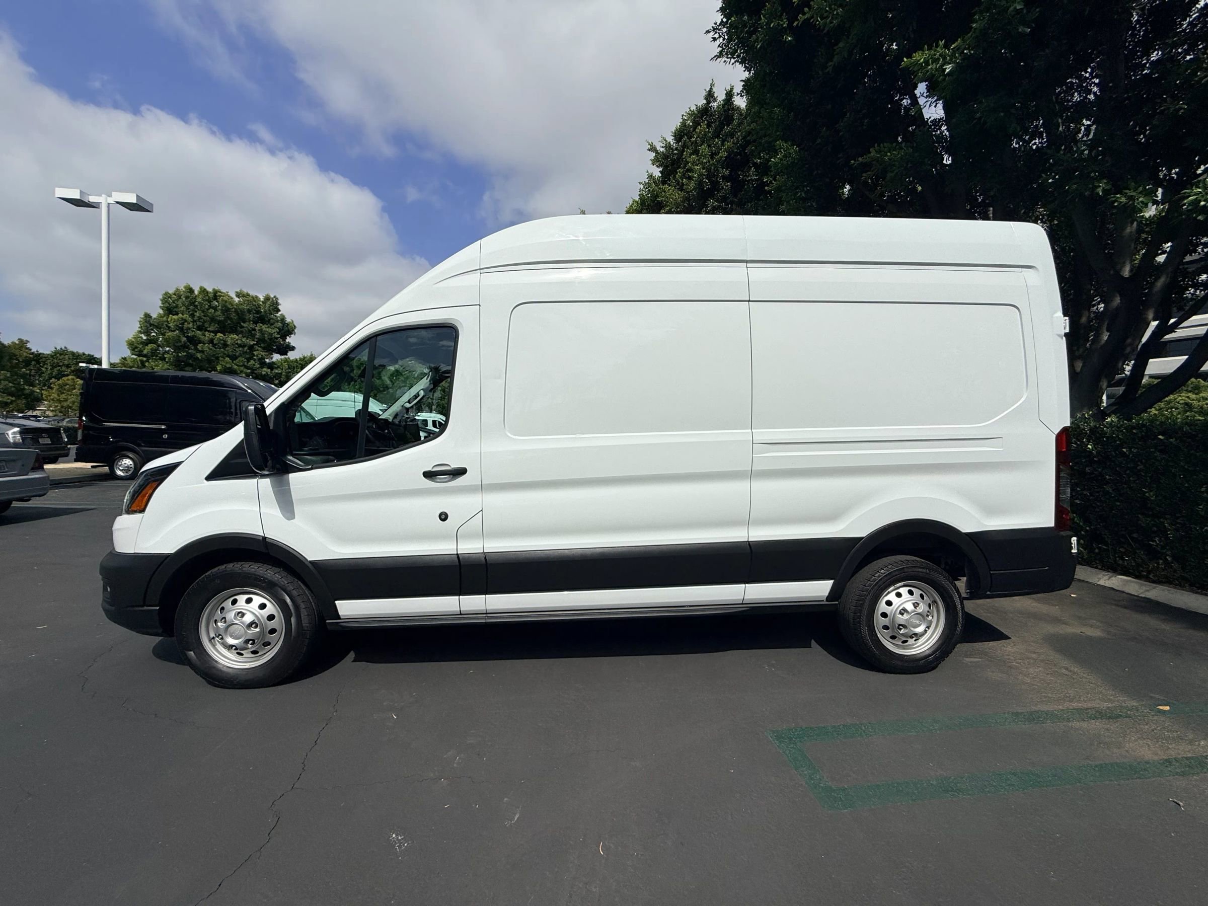 Used 2023 Ford Transit 250 148 High Roof AWD w/ Load Area Protection Package image 2