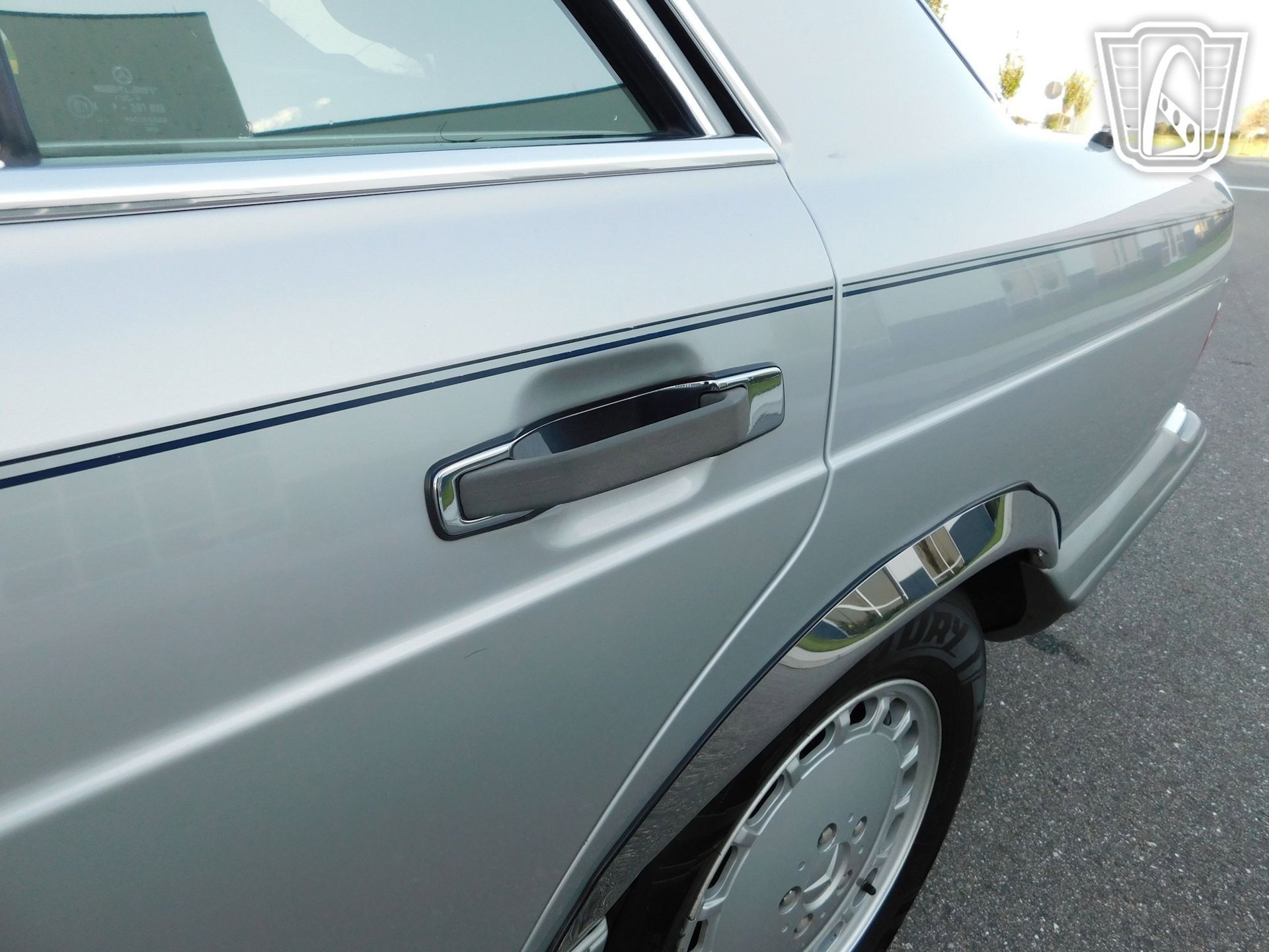 Used 1990 Mercedes-Benz 300 SE image 28