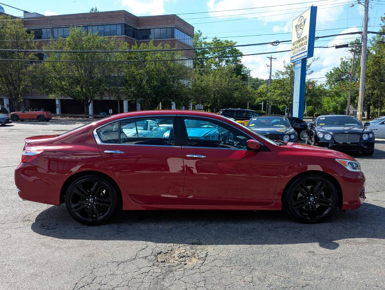 Used 2017 Honda Accord Sport Special Edition image 6