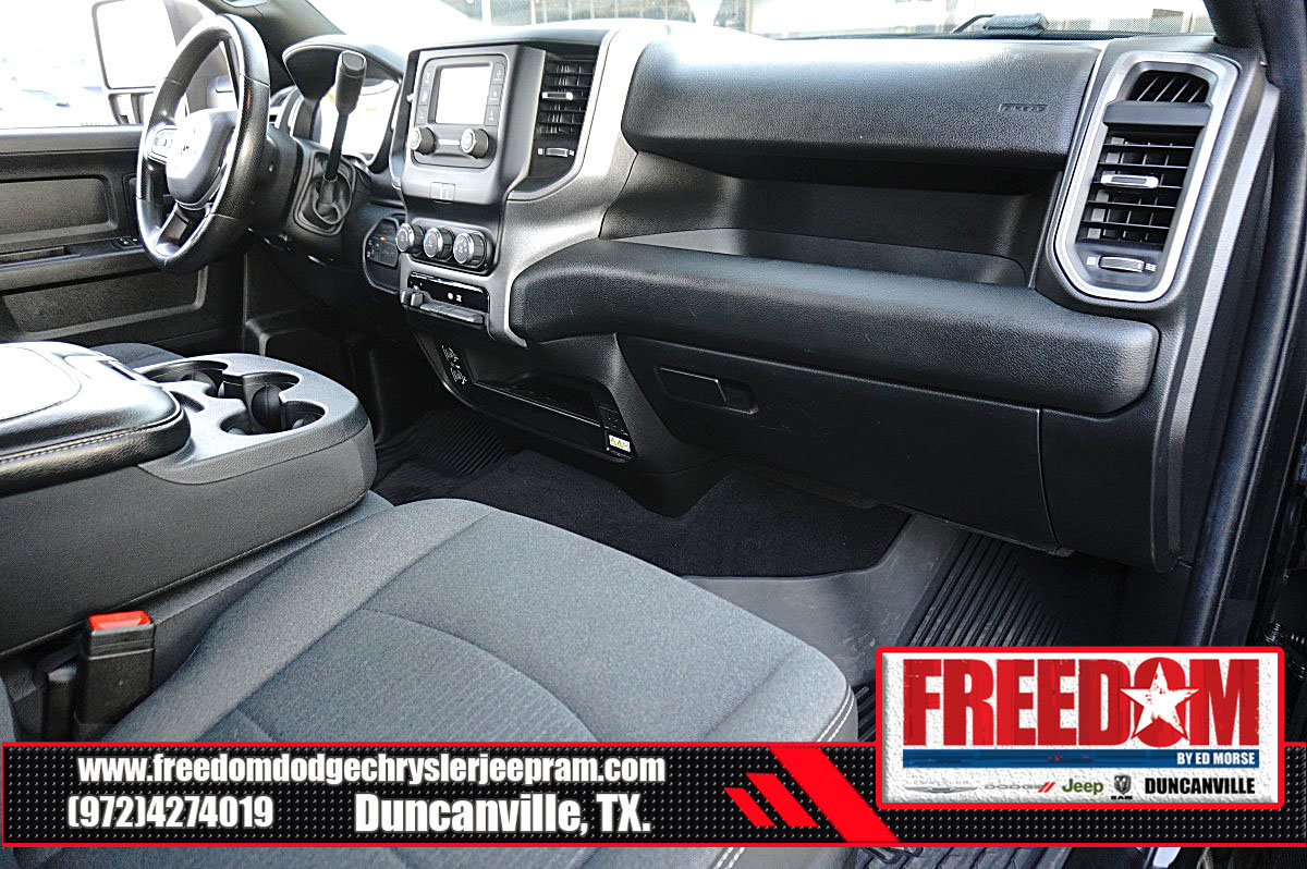 Used 2024 RAM 3500 Tradesman w/ Chrome Appearance Group AWD/4WD image 11