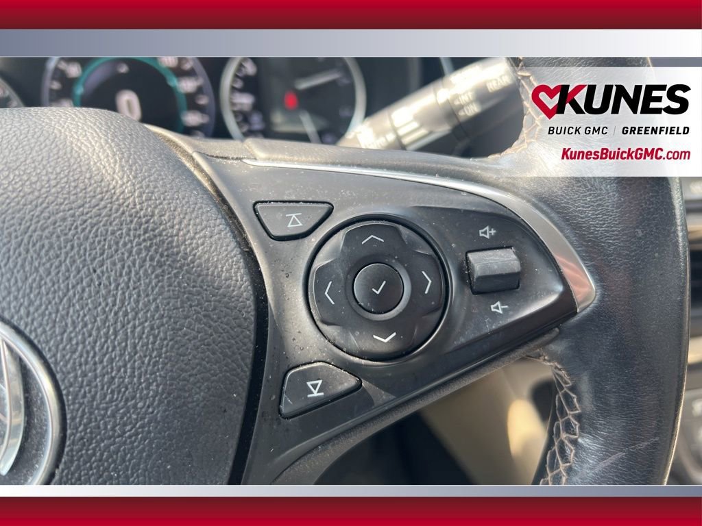 Used 2017 Buick Envision Premium image 25