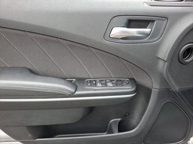 Used 2023 Dodge Charger SXT image 10