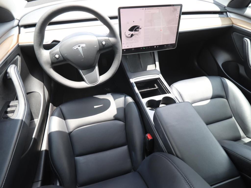 Used 2022 Tesla Model 3 Long Range AWD/4WD image 9