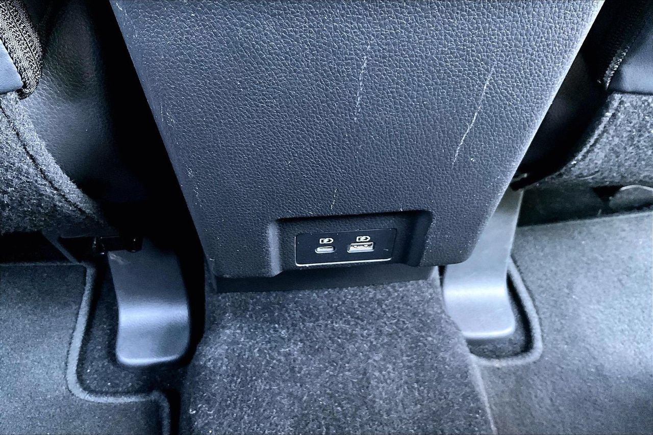 Used 2025 Mitsubishi Eclipse Cross SE AWD/4WD image 16