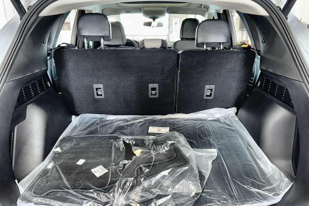 New 2025 Ford Escape SE FWD image 23