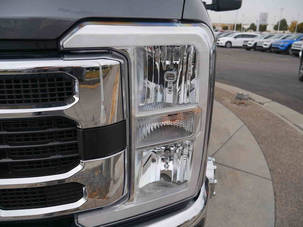 Used 2026 Ford F350 XLT image 32
