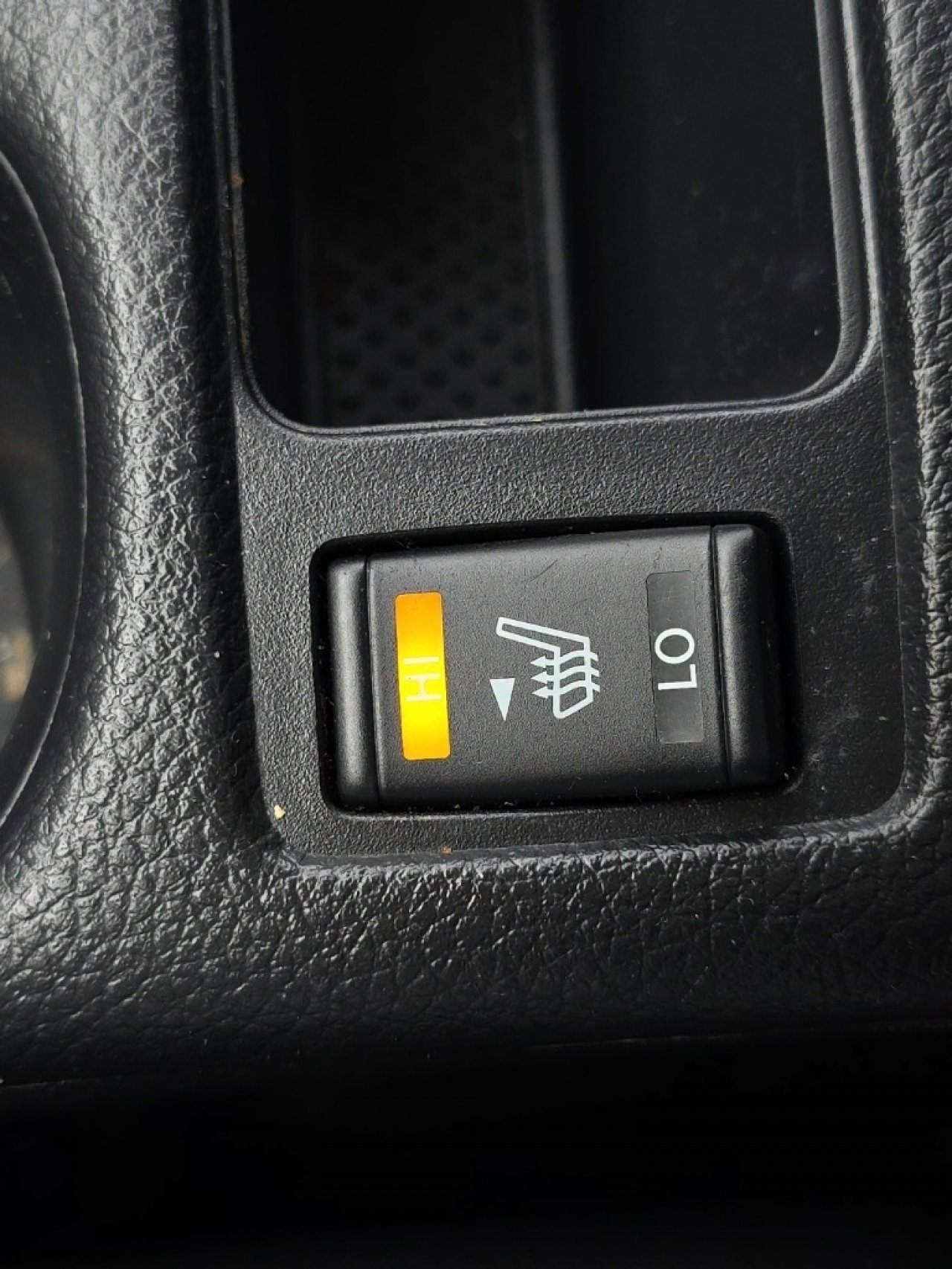 Used 2019 Nissan Rogue SV image 32