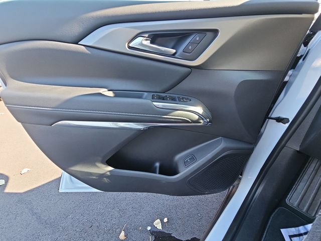 New 2027 Chevrolet Traverse LT w/ Sun and Wheel Package AWD/4WD image 24