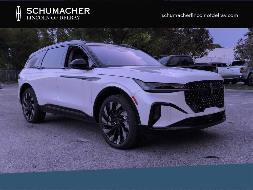 New 2025 Lincoln Nautilus Reserve image 1
