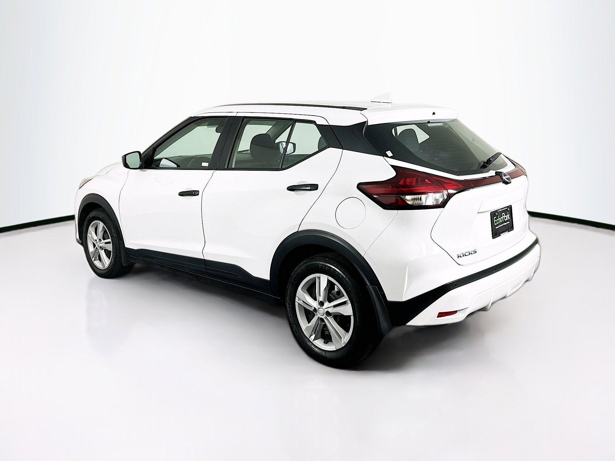 Used 2024 Nissan Kicks S image 5
