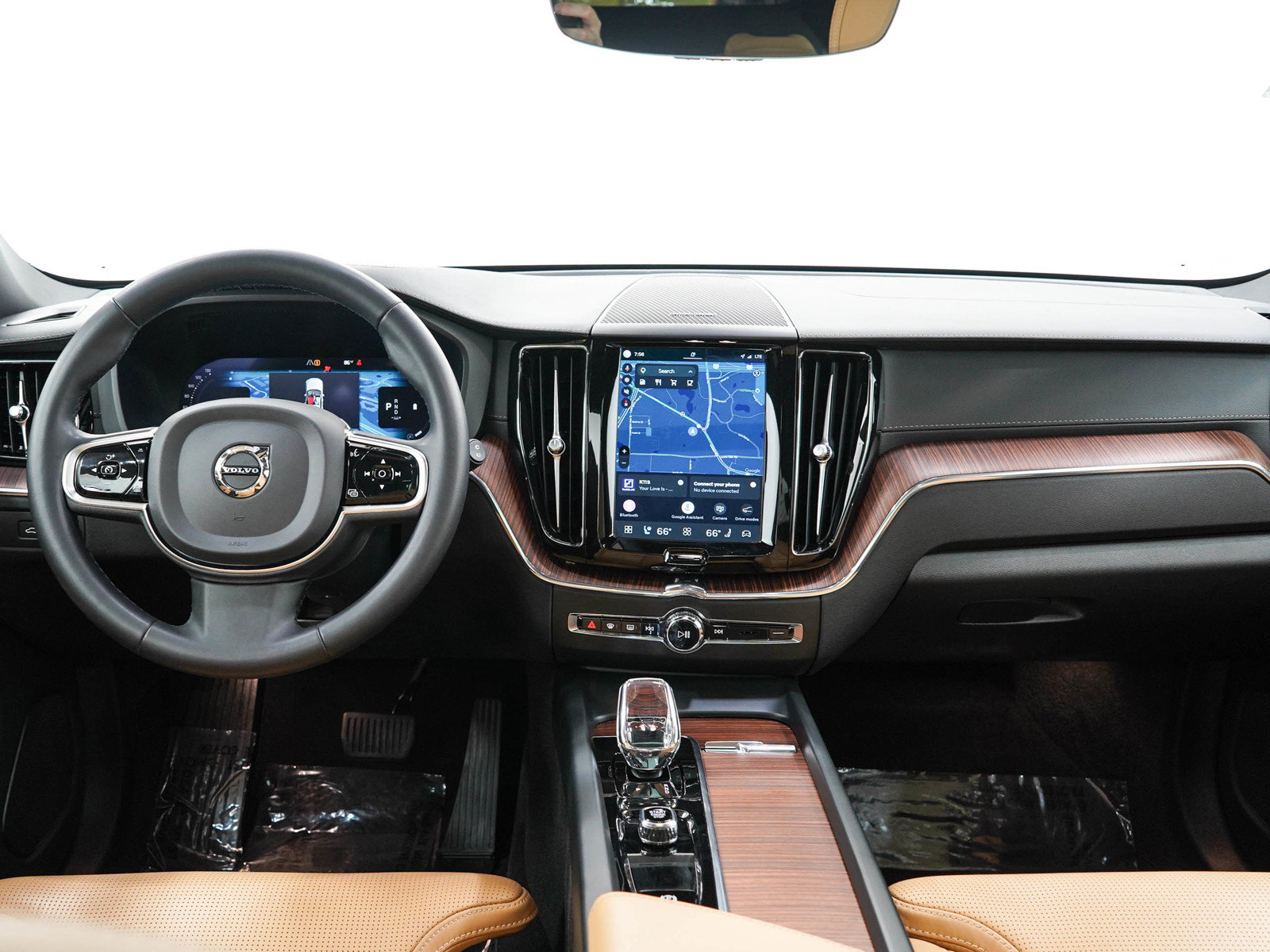 Used 2023 Volvo XC60 B6 Ultimate w/ Climate Package AWD/4WD image 17