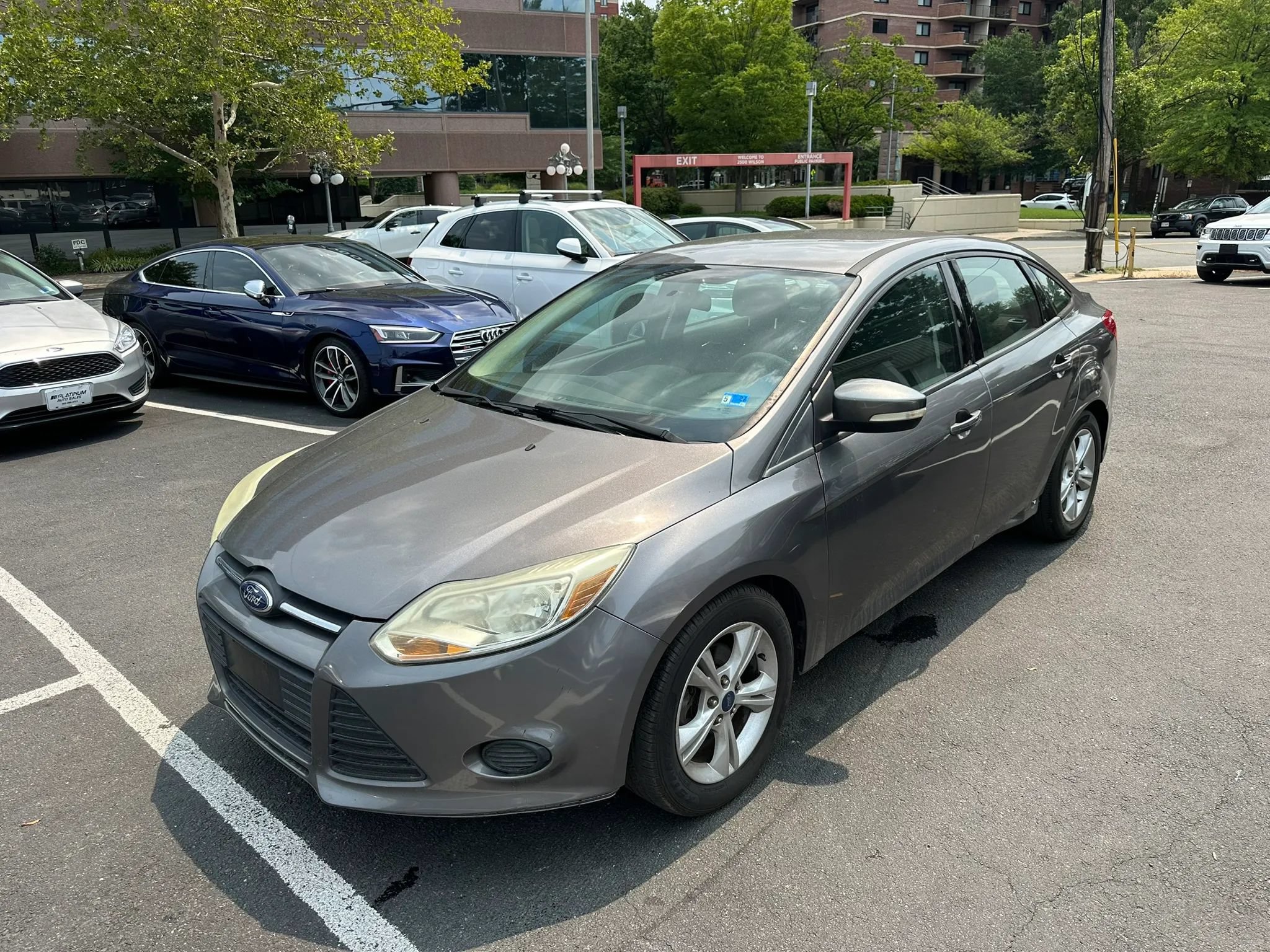 Used 2014 Ford Focus SE FWD image 3