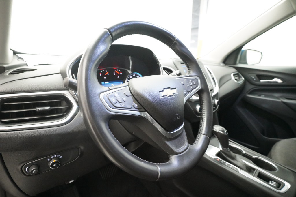 Used 2019 Chevrolet Equinox LT w/ Driver Convenience Package FWD image 8
