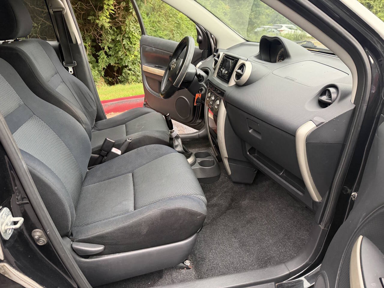 Used 2006 Scion xA FWD image 13