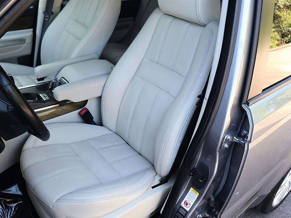 Used 2011 Land Rover Range Rover Sport HSE LUX AWD/4WD image 10