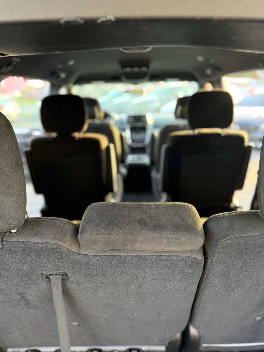 Used 2015 Dodge Grand Caravan SXT w/ Blacktop Package image 31