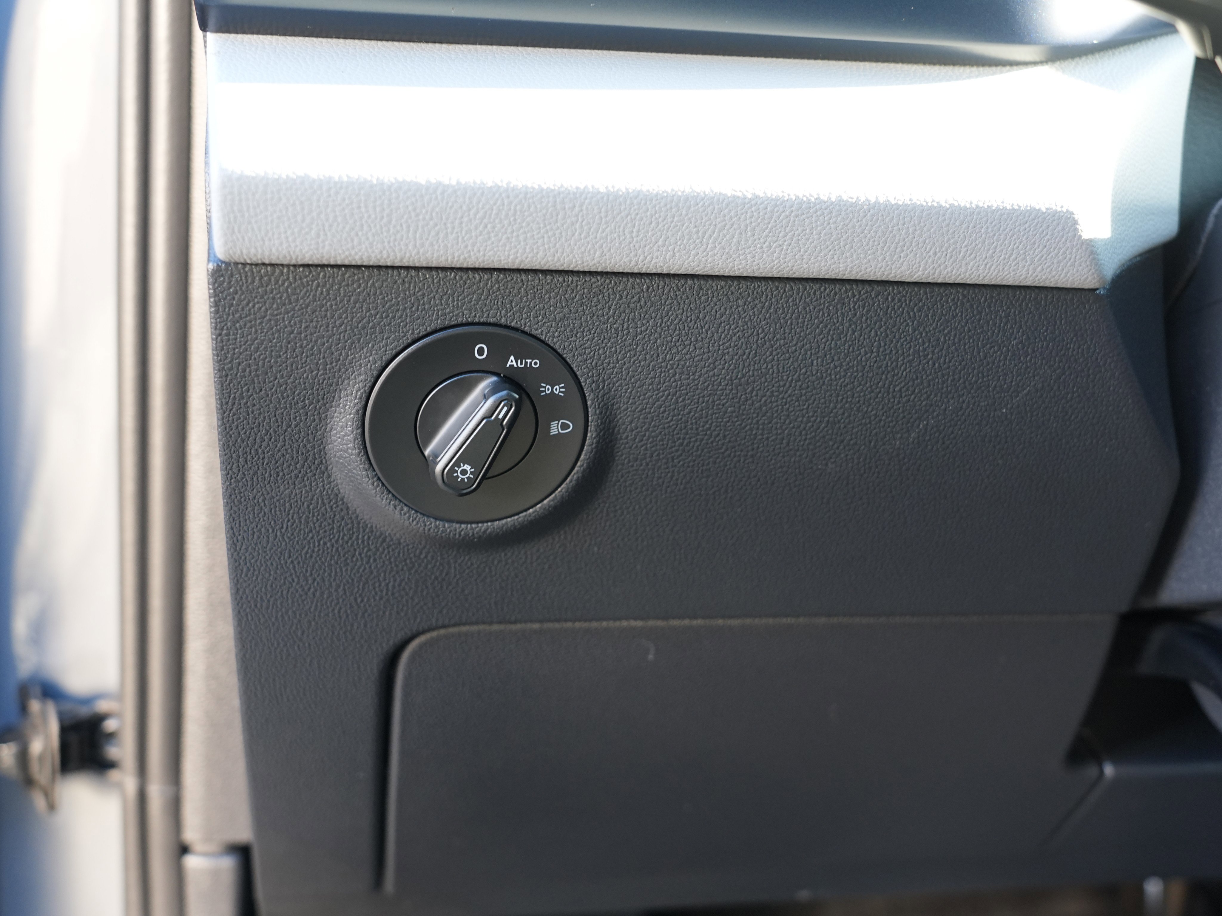 Used 2023 Volkswagen Taos SE image 19