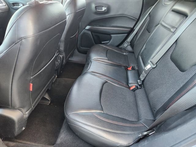 Used 2018 Jeep Compass Trailhawk AWD/4WD image 24
