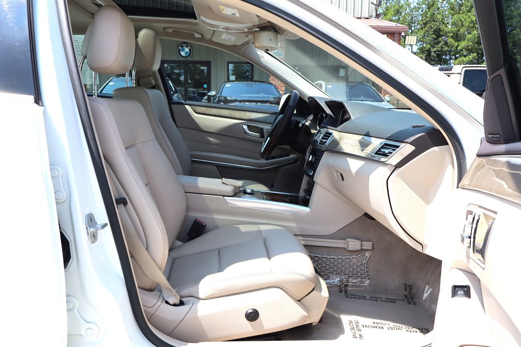 Used 2014 Mercedes-Benz E 250 BlueTEC Sedan image 17