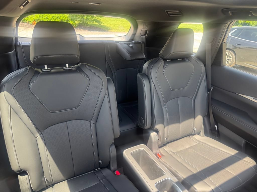 New 2027 INFINITI QX60 Sport w/ Dark Cargo Package AWD/4WD image 28