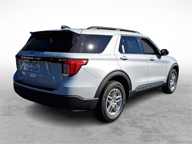 New 2025 Ford Explorer Active image 4