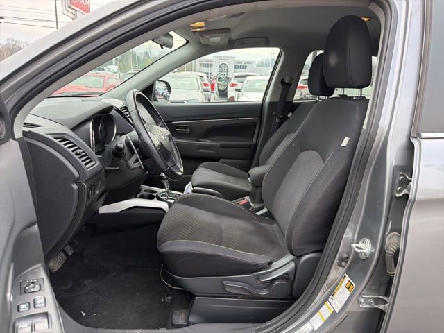 Used 2013 Mitsubishi Outlander Sport SE AWD/4WD image 11