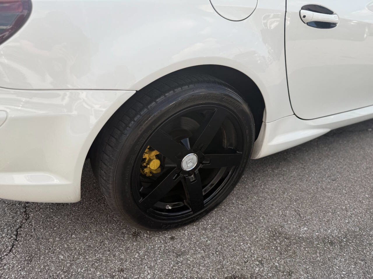 Used 2011 Mercedes-Benz SLK 300 image 22