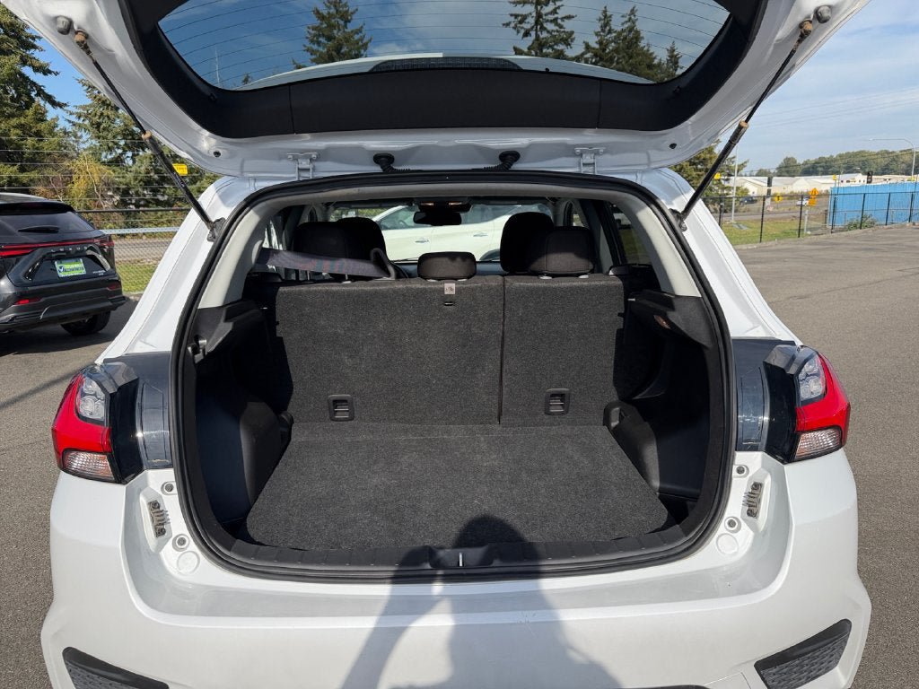 Used 2025 Mitsubishi Outlander Sport AWD image 22