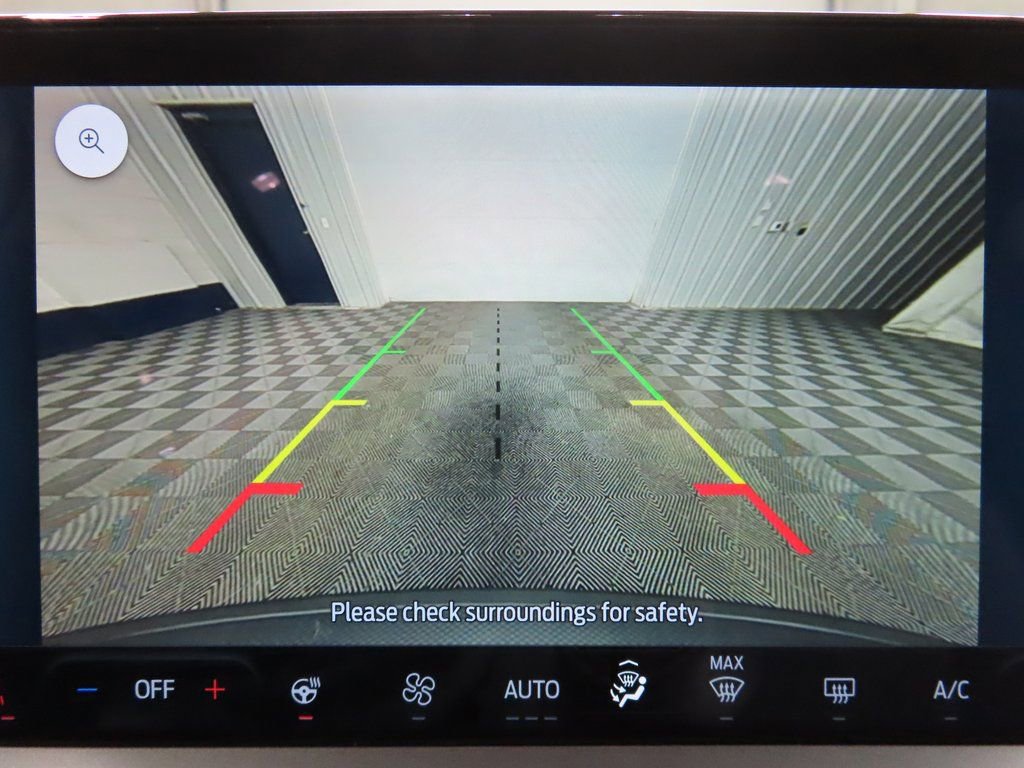 Used 2023 Ford Escape SE image 16