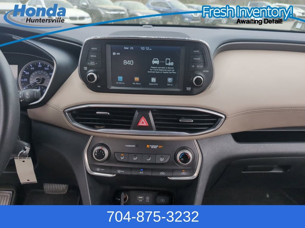 Used 2019 Hyundai Santa Fe SE image 17