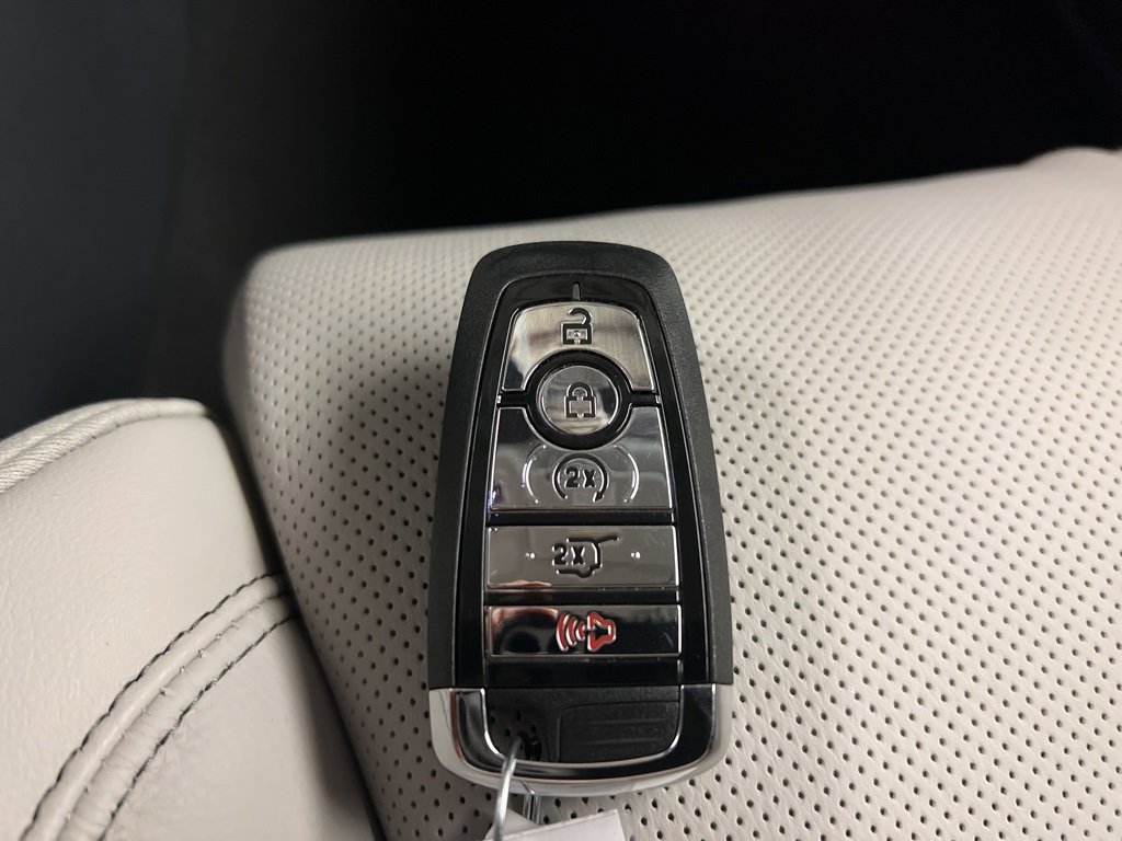 Used 2025 Lincoln Aviator Reserve w/ Equipment Group 201A image 40