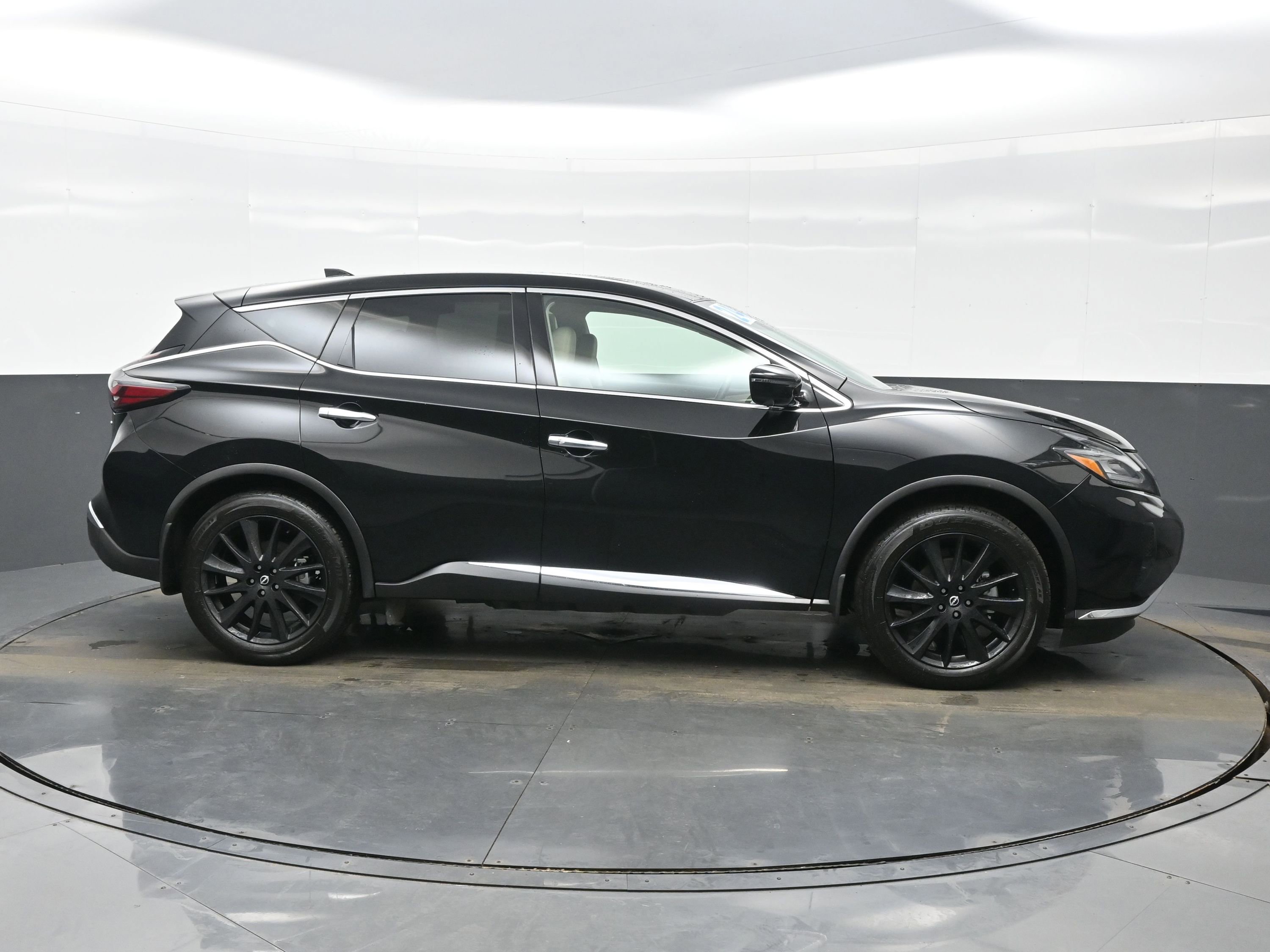 Used 2024 Nissan Murano SL image 7
