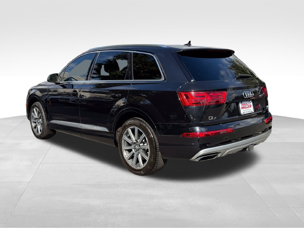Used 2017 Audi Q7 3.0T Premium Plus w/ Premium Plus Package AWD/4WD image 5