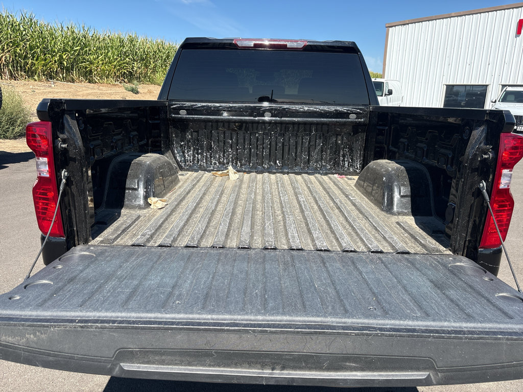 Used 2023 Chevrolet Silverado 1500 LT AWD/4WD image 10