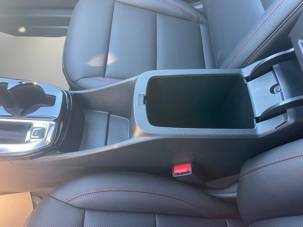 New 2026 Chevrolet Trax RS w/ Sunroof Package image 20