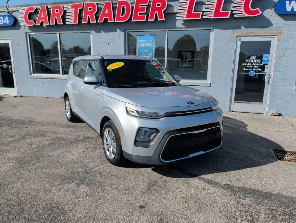 Used 2020 Kia Soul LX image 3