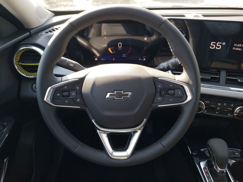 New 2026 Chevrolet Trax LT w/ Driver Confidence Package image 14