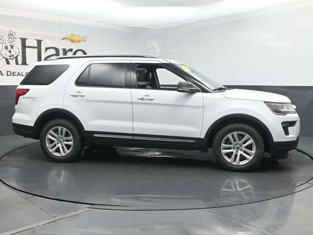Used 2019 Ford Explorer XLT w/ Equipment Group 202A AWD/4WD image 50