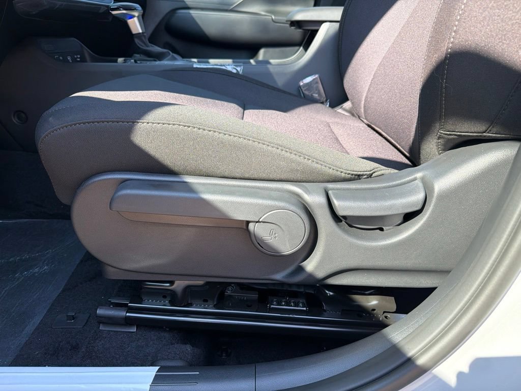 New 2027 Hyundai Kona SE AWD/4WD image 14